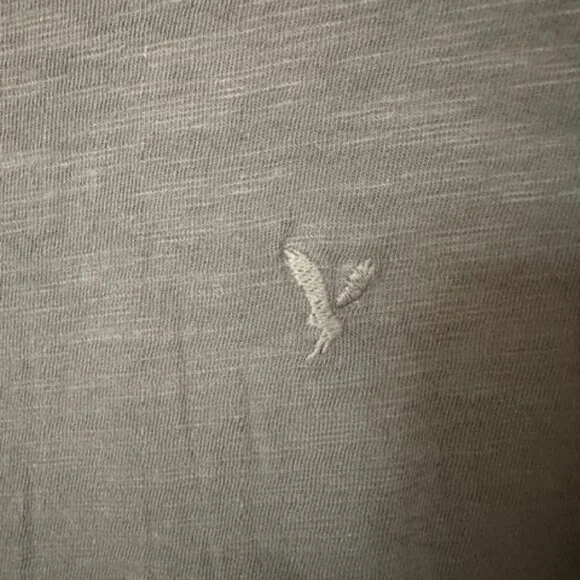 Lot of 3 American Eagle Outfitters T Shirts - Picture 3 of 13